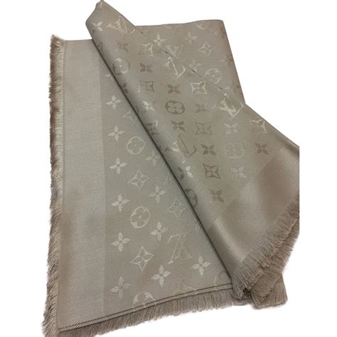 how to wash louis vuitton silk scarf|cleaning louis vuitton silk scarf.